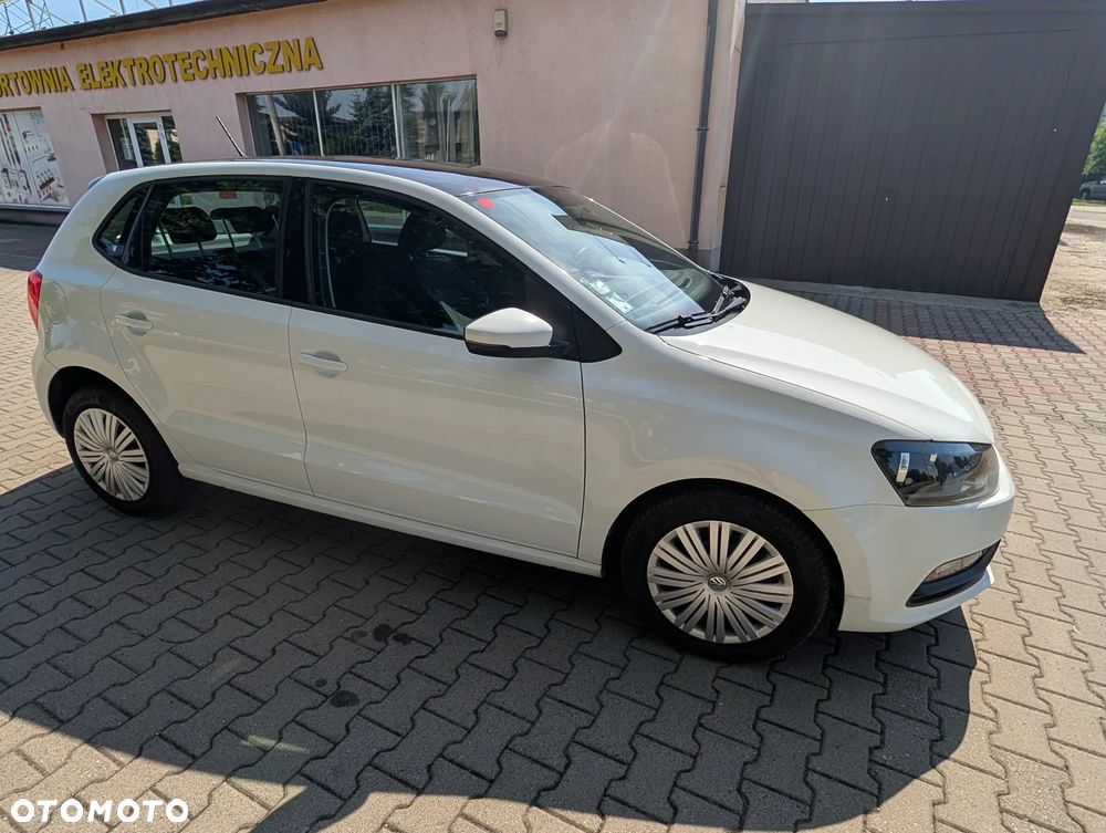 Volkswagen Polo 1.4 TDI (Blue Motion Technology) Comfortline - 8