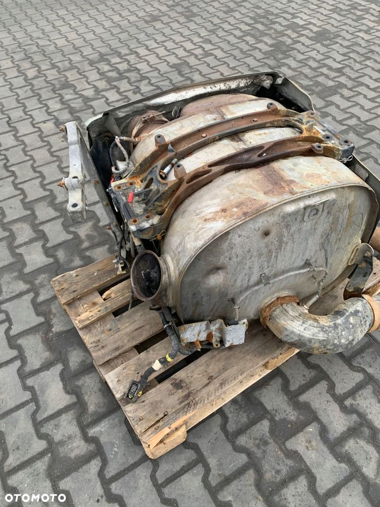 WYDECH KATALIZATOR TŁUMNIK VOLVO FH 4 EURO 6 - 6