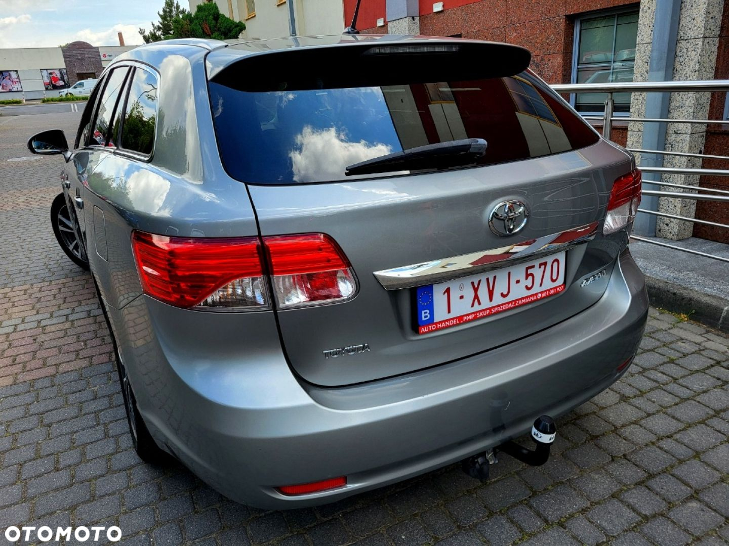 Toyota Avensis - 22