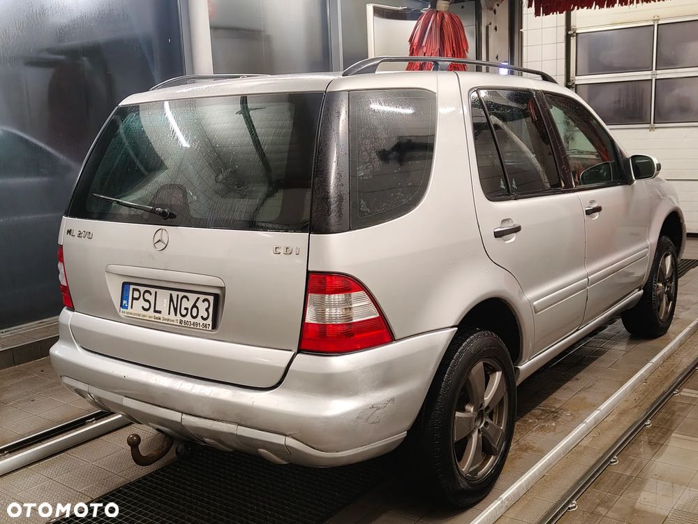 Mercedes-Benz ML - 4