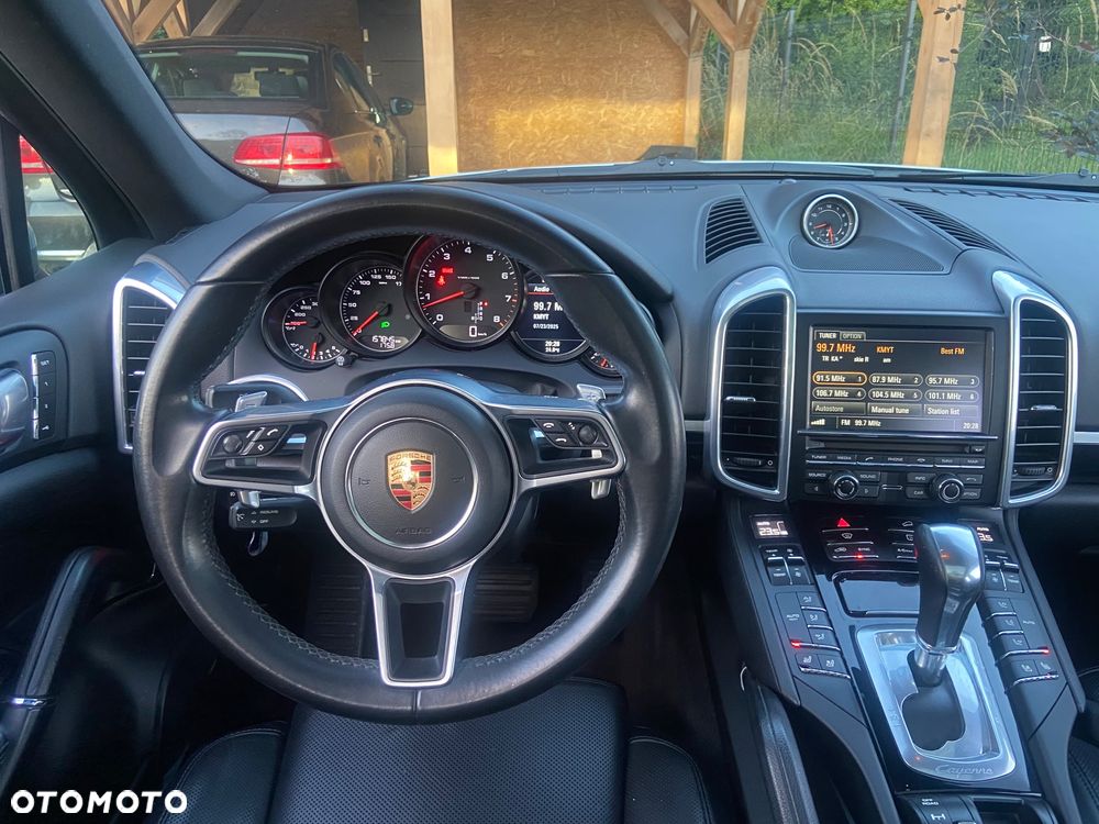 Porsche Cayenne - 11