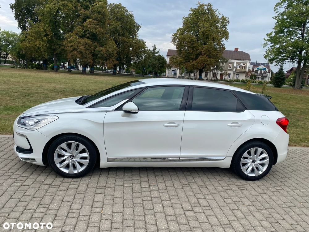 Citroën DS5 THP 155 Chic - 11