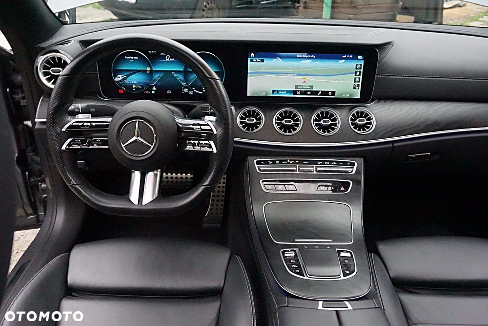 Mercedes-Benz Klasa E 220 d AMG - 25