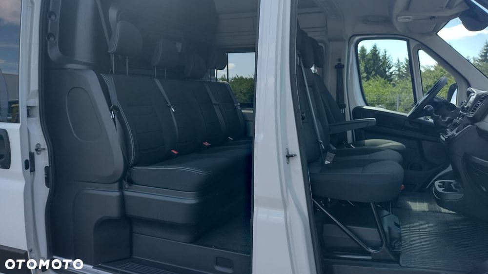 Fiat DUCATO L4H2 brygadówka 7 osób hak 3t Mały przebieg GWARANCJA do29.10.26 - 4