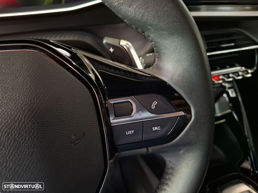 Peugeot 2008 1.5 BlueHDi Allure Pack EAT8 - 14