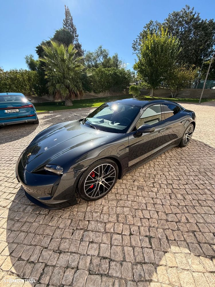Porsche Taycan 4S - 3
