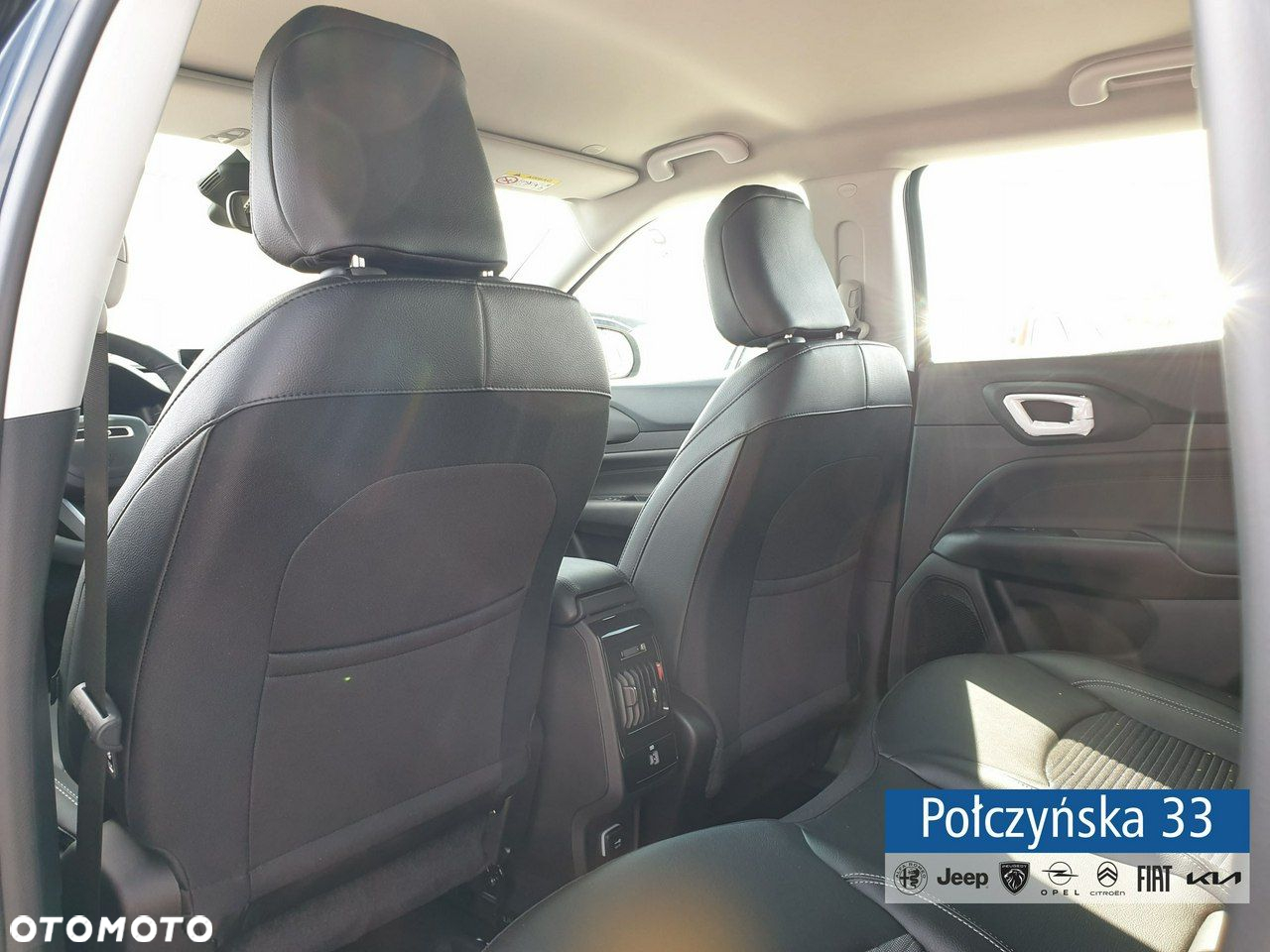 Jeep Compass - 18