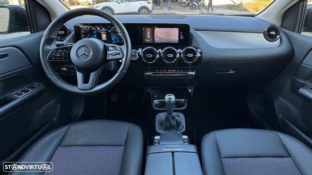 Mercedes-Benz B 180 d Style - 11
