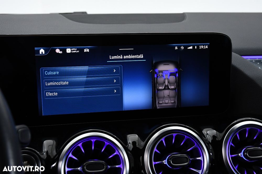 Mercedes-Benz GLA - 29