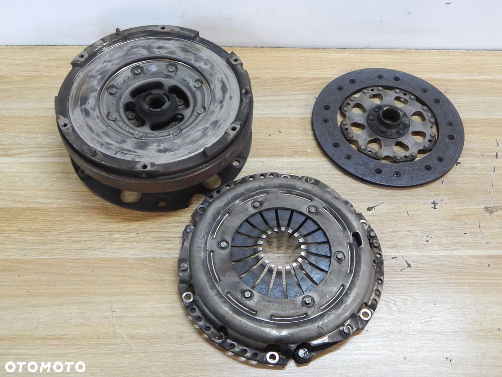 Sprzęgło dwumasa 2.0 TDI Audi A4 B8 A5 8T A6 c7 c6 Q5 Exeo 08-16 Łuków części - 1