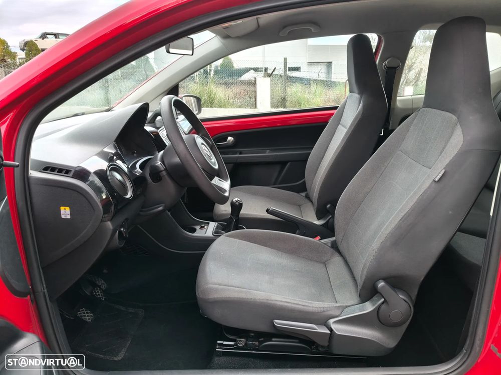 VW Up! 1.0 BlueMotion Groove - 6