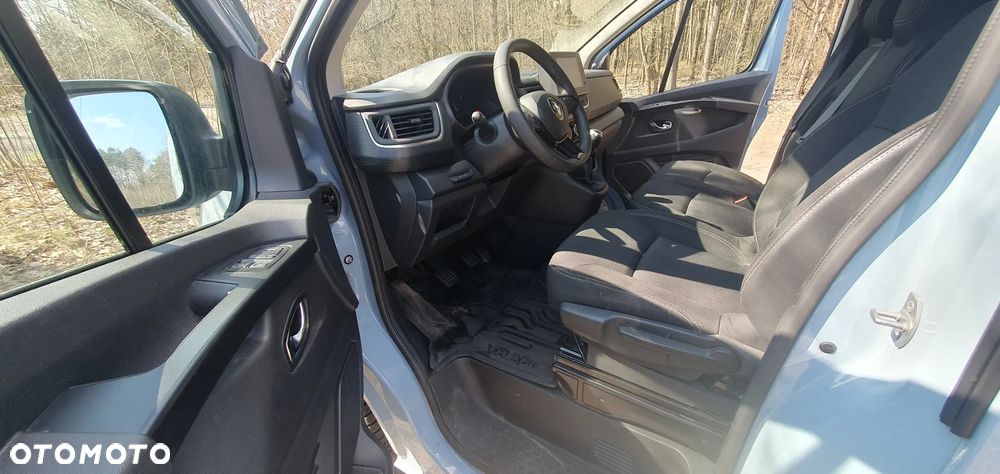 Renault TRAFIC - 8