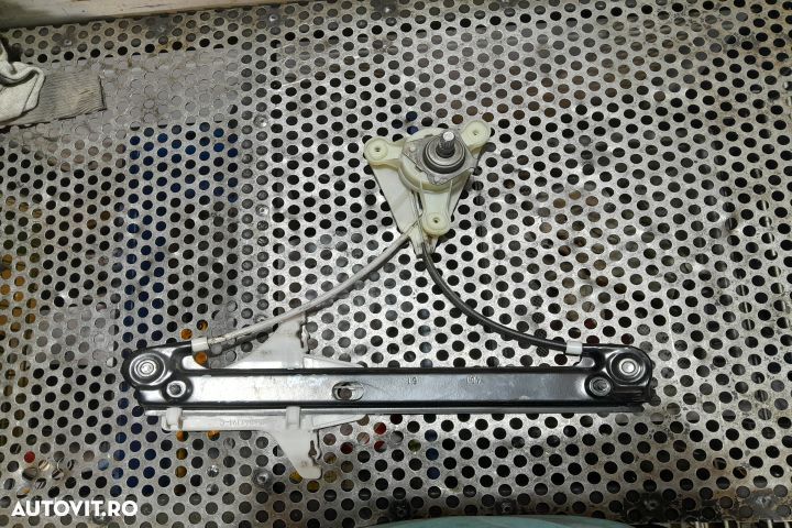 Macara geam spate dreapta electrica 156041391-C 156041391-C Volkswage - 1