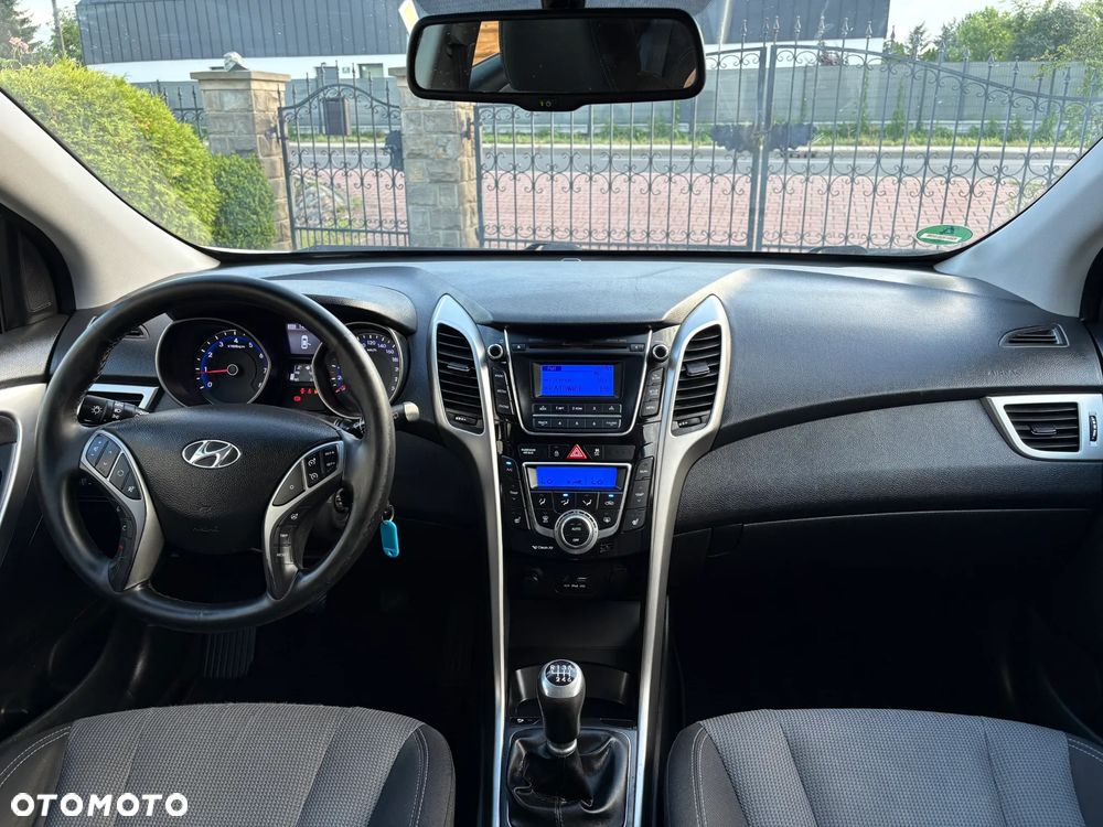 Hyundai i30 - 11