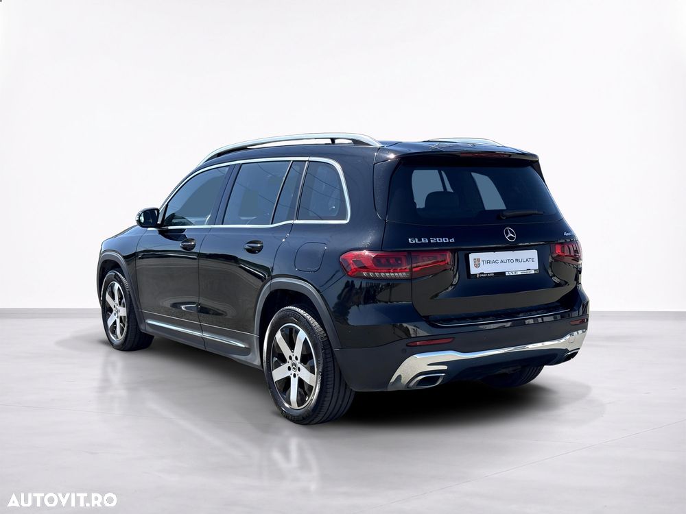Mercedes-Benz GLB 200 d 4MATIC 8G-DCT Progressive - 4