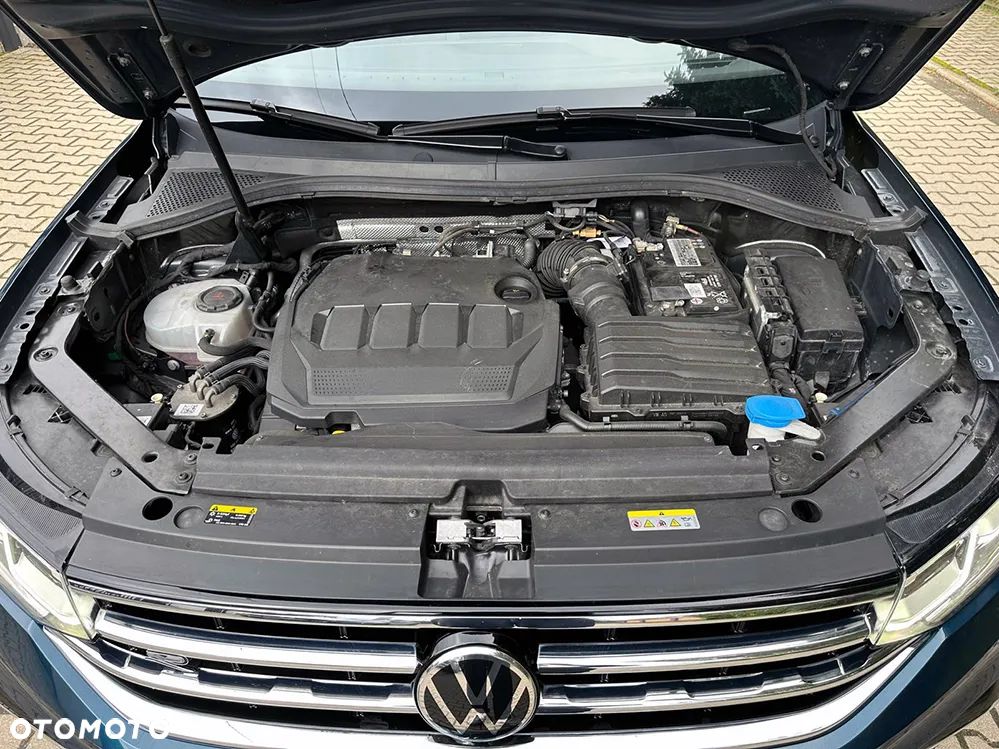 Volkswagen Tiguan 2.0 TDI SCR 4MOTION DSG R-Line - 22