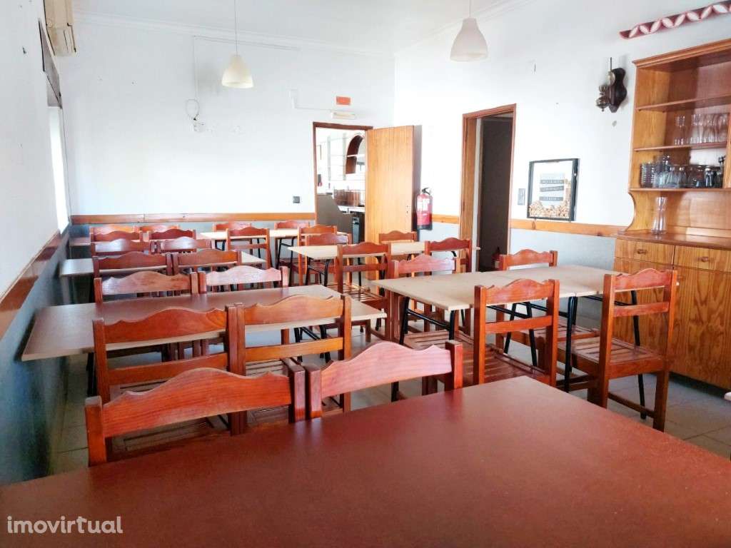 Loja para Venda na Charneca da Caparica, Almada - Grande imagem: 2/18