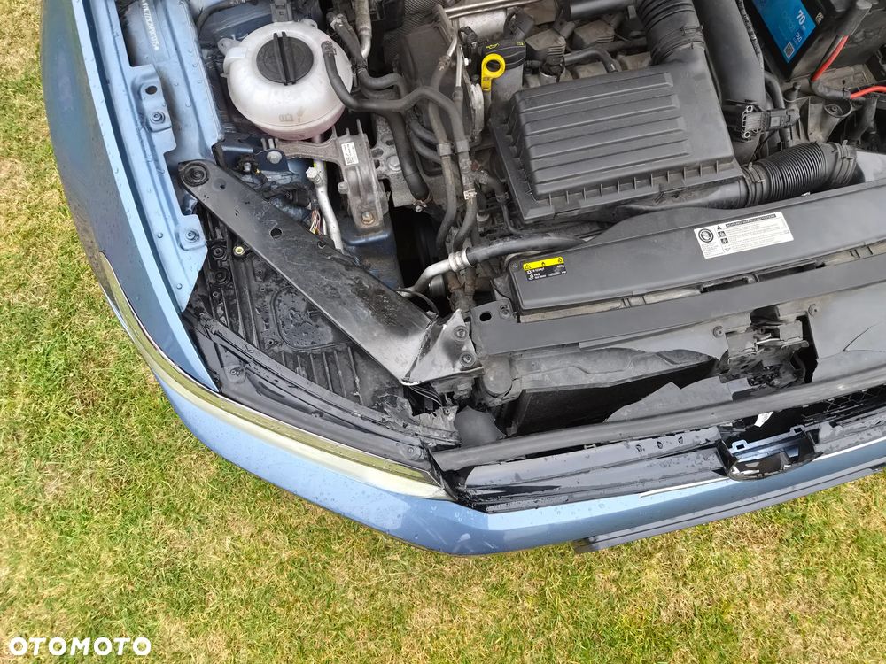 Volkswagen Passat 1.4 TSI BMT Trendline - 13