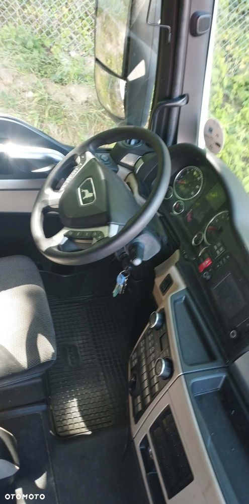 MAN TGX - 9