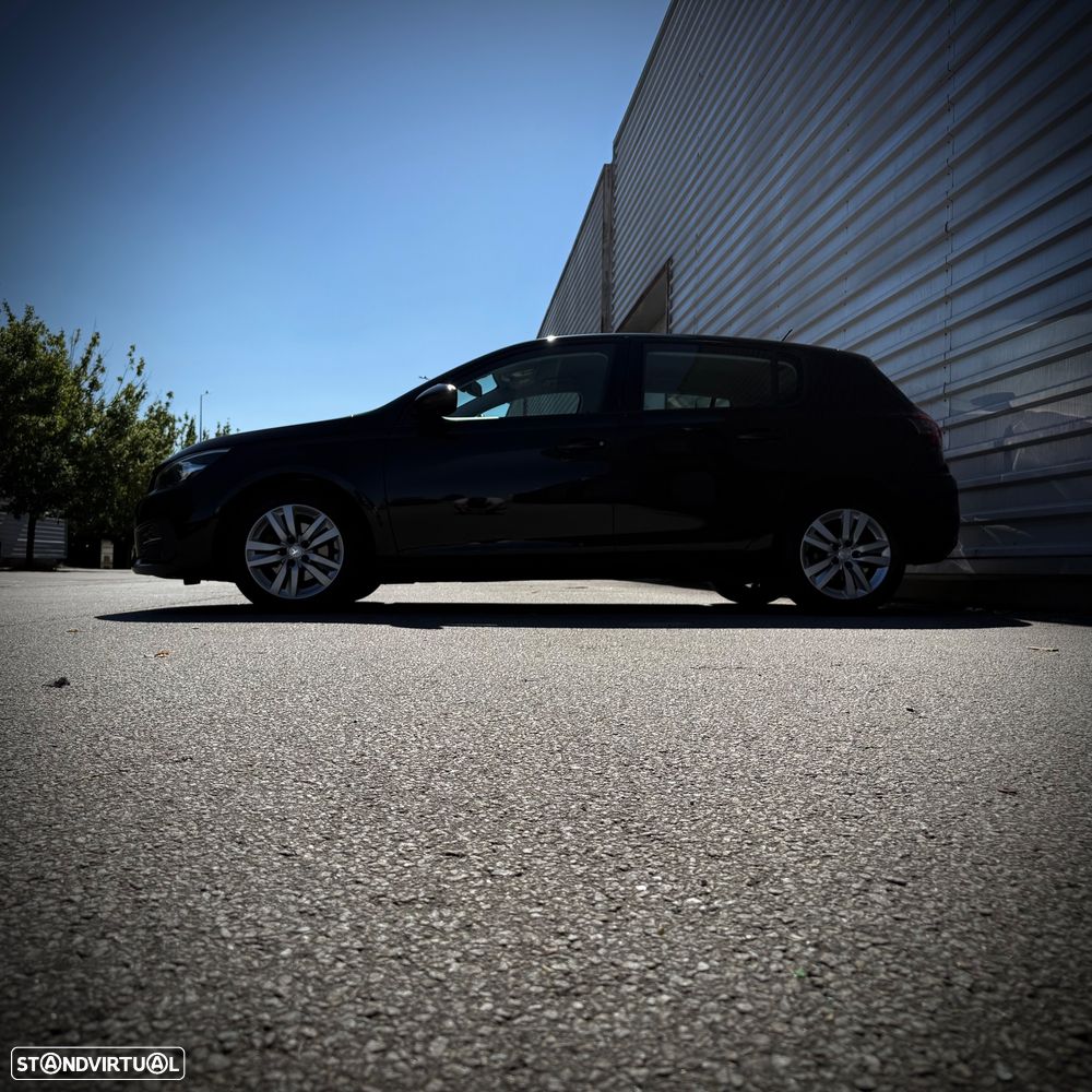 Peugeot 308 BlueHDi FAP 130 EAT6 Stop & Start Active - 17