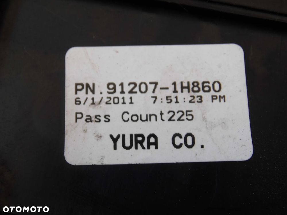 PUSZKA SKRZYNKA OBUDOWA BEZPIECZNIKÓW KIA CEED I LIFT HYUNDAI I30 1.4 16V - 8
