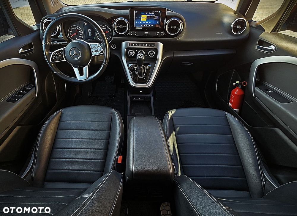 Mercedes-Benz Klasa T 180 d Progressive - 28