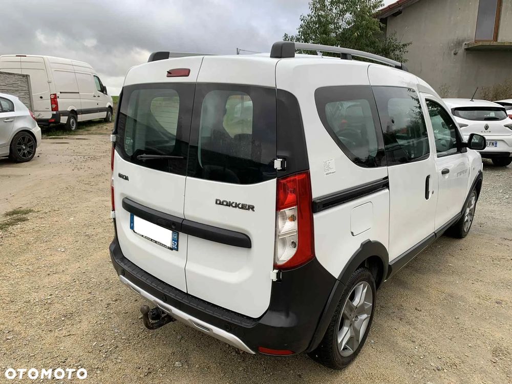 Dacia Dokker TCe 115 Stepway - 33