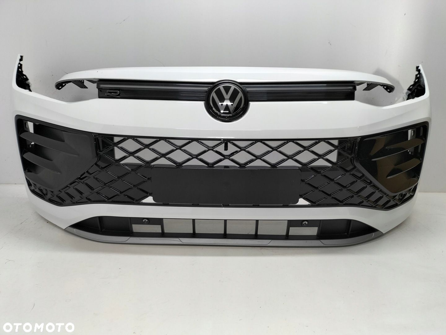 Zderzak przedni przód VW TAYRON 24- R-LINE - 1