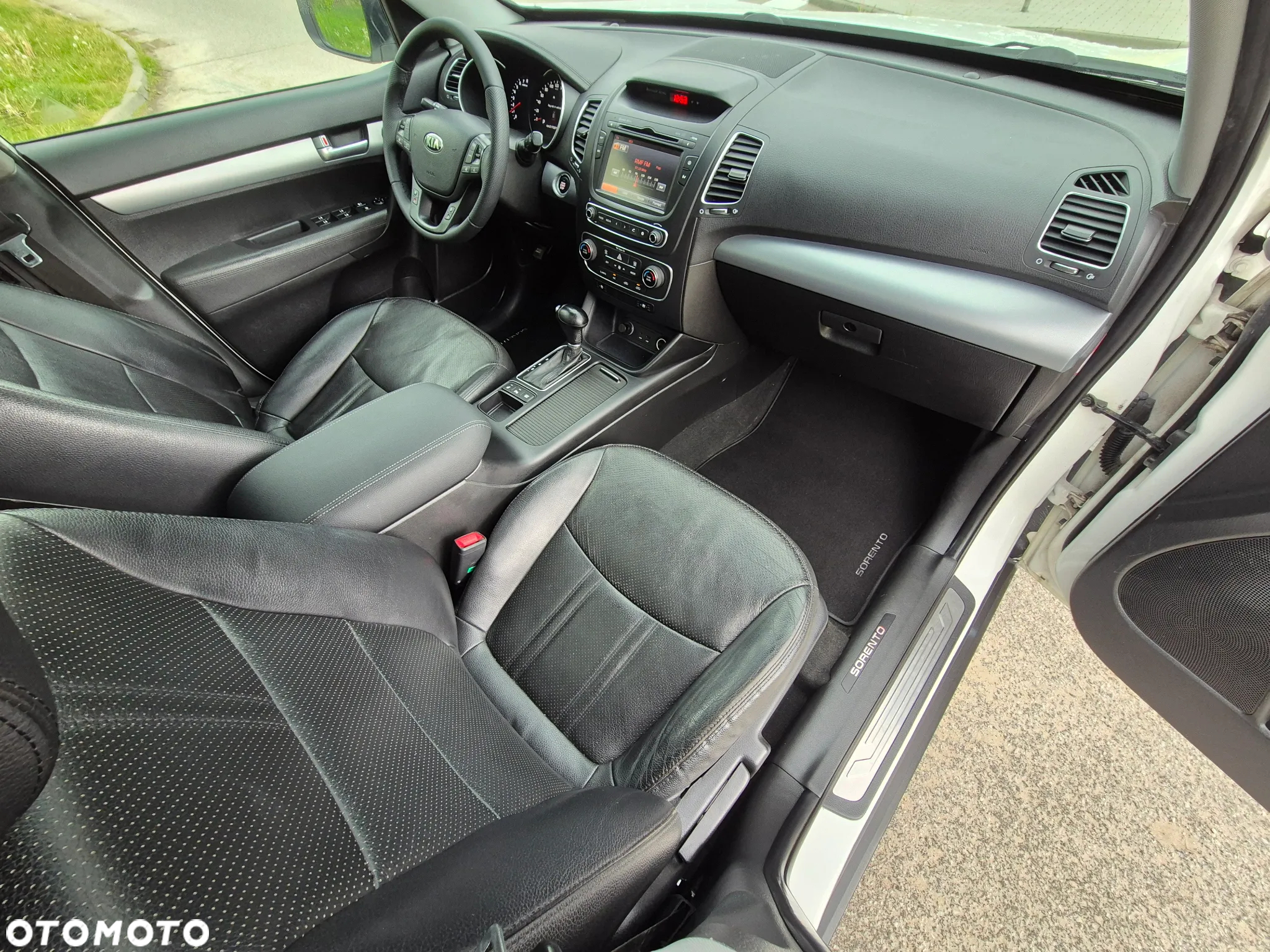 Kia Sorento - 34