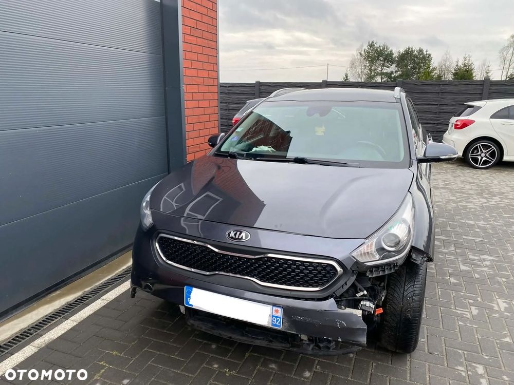 Kia Niro 1.6 GDI Hybrid L - 26