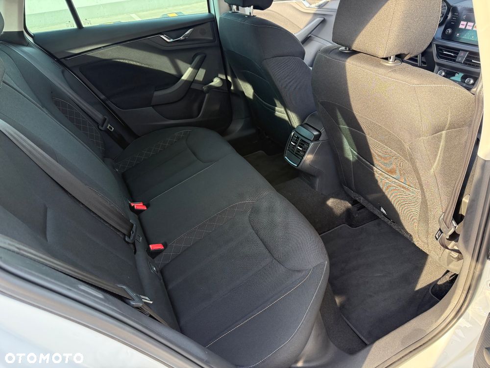 Skoda Scala 1.0 TSI Ambition DSG - 25
