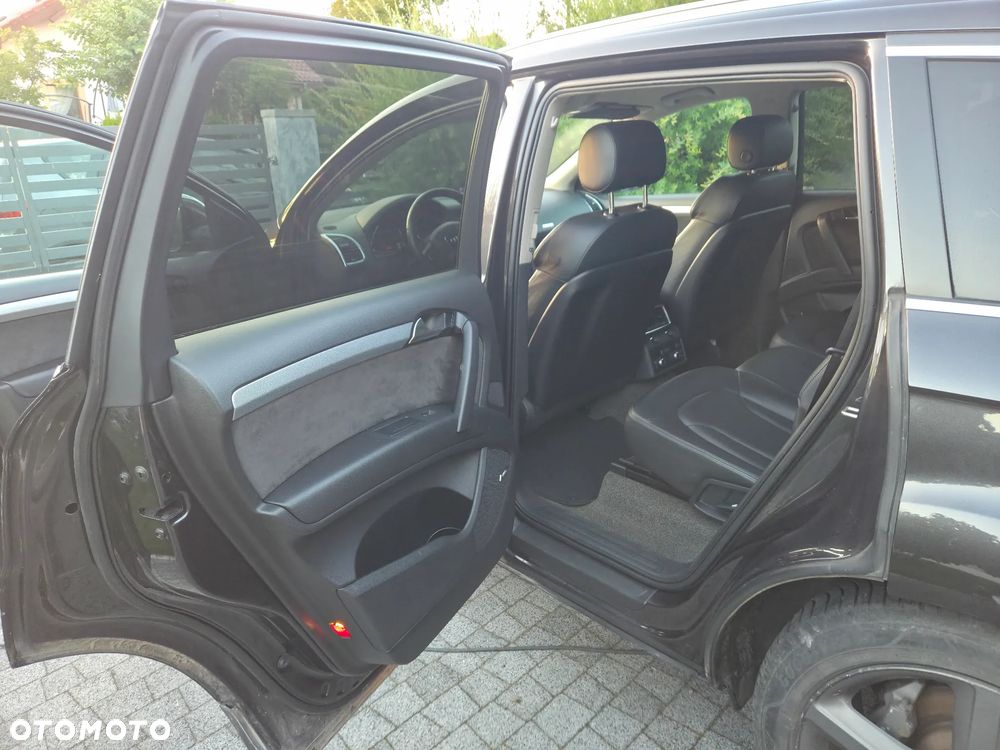 Audi Q7 - 12