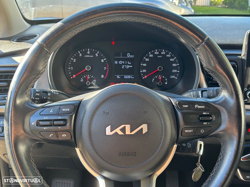 Kia Rio - 5