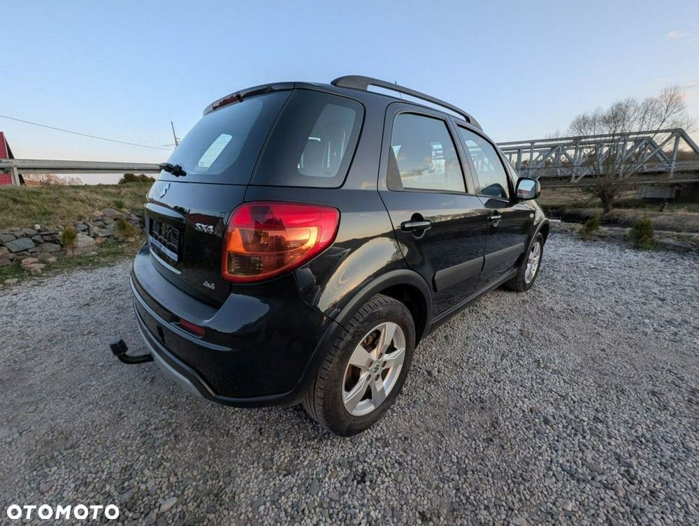 Suzuki SX4 - 4