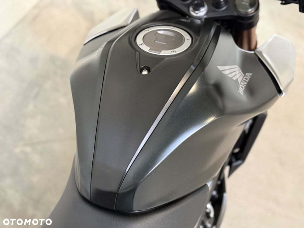 Honda CB - 20