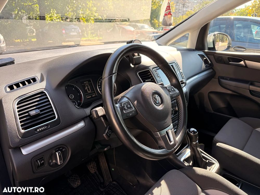 Volkswagen Sharan - 30