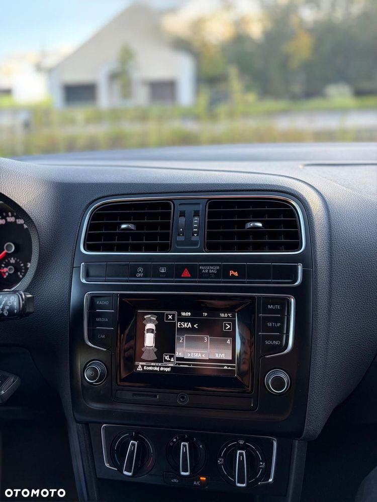 Volkswagen Polo 1.4 TDI BMT Comfortline - 20