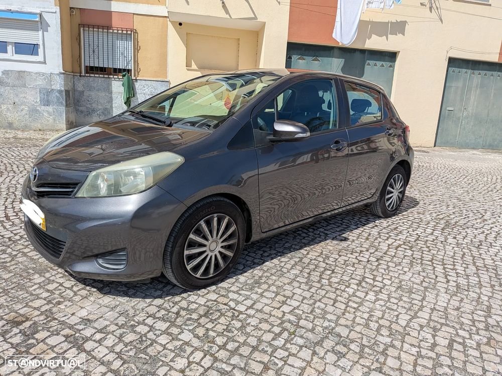 Toyota Yaris 1.4 D-4D ACtive - 3