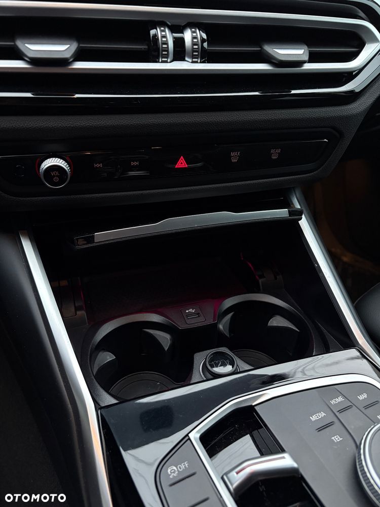 BMW Seria 3 318i Sport Line - 22