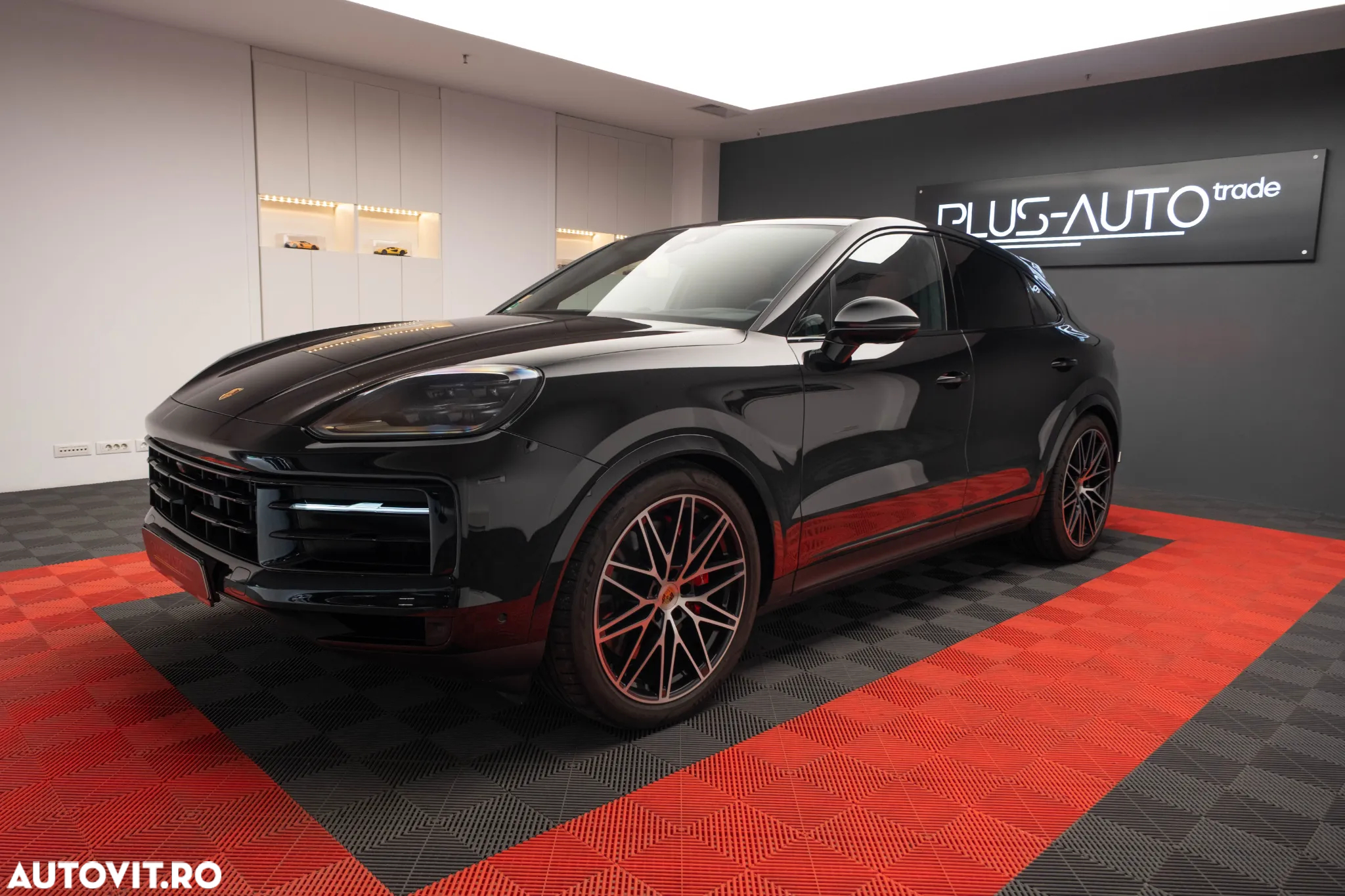 Porsche Cayenne S - 4