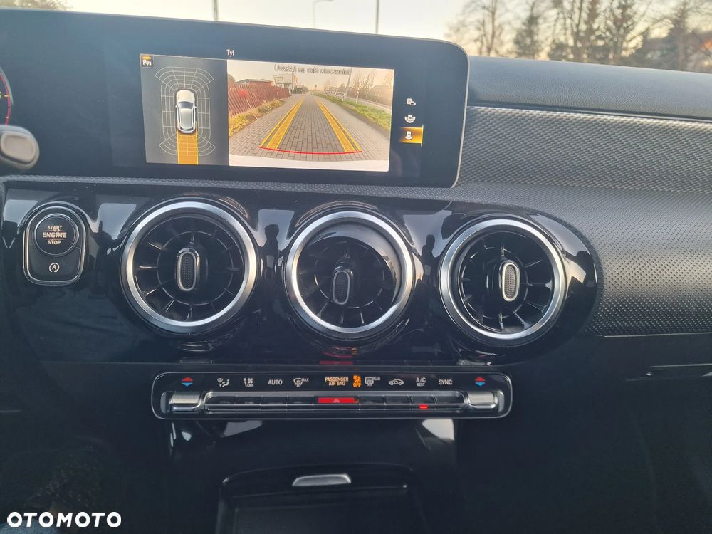 Mercedes-Benz Klasa A 180 d 7G-DCT Edition 19 - 4