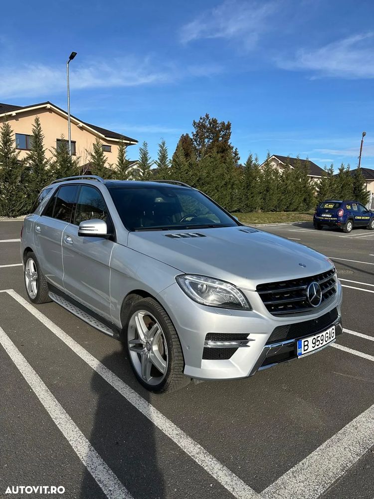 Mercedes-Benz ML 350 BlueTec 4MATIC Aut - 2