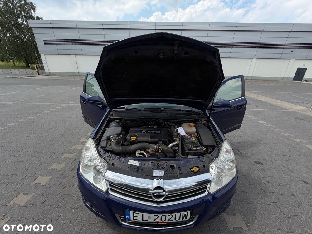 Opel Astra 1.7 CDTI - 22