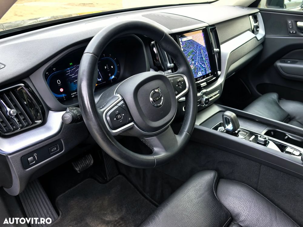 Volvo XC 60 B4 D Geartronic Momentum Pro - 6