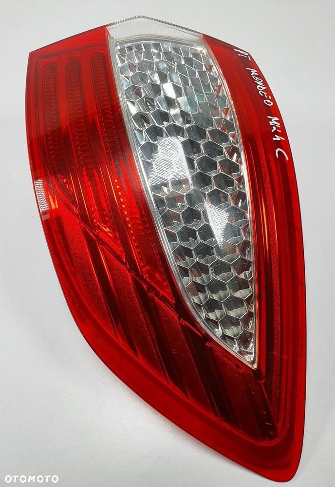 LAMPA PRAWY TYŁ TYLNA FORD MONDEO MK4 7S71-13404-B KOMBI EUROPA - 2