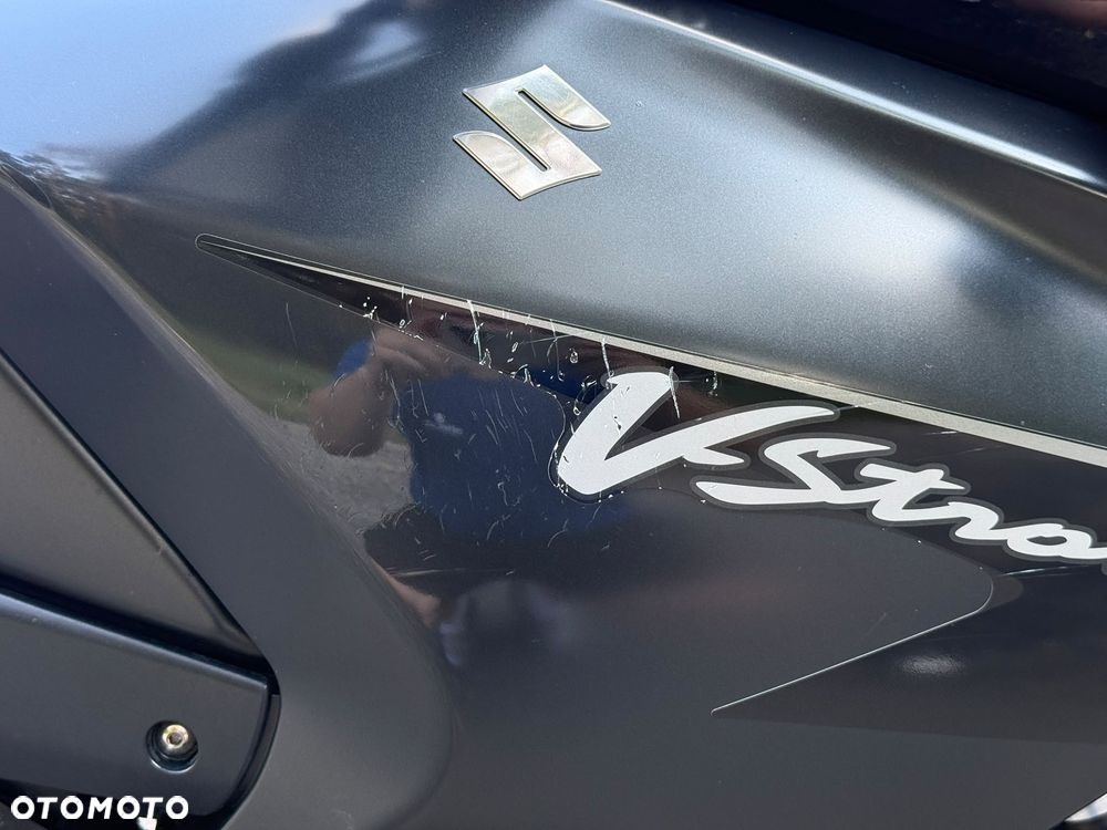 Suzuki DL - 7