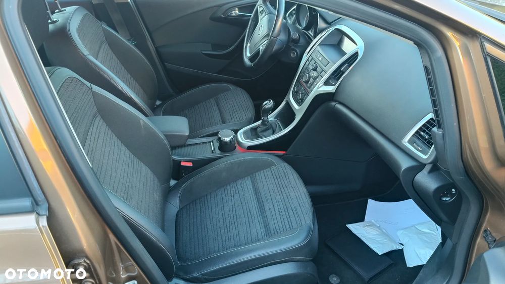 Opel Astra 1.6 Style - 8