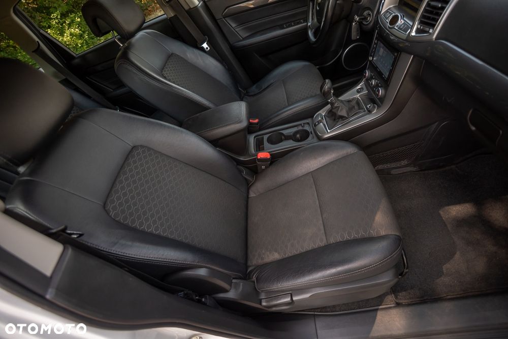Chevrolet Captiva 2.2 2WD LT+ - 21