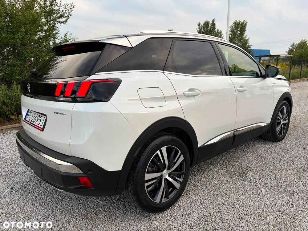 Peugeot 3008 1.6 PureTech HYbrid4 GT Line S&S EAT8 - 12