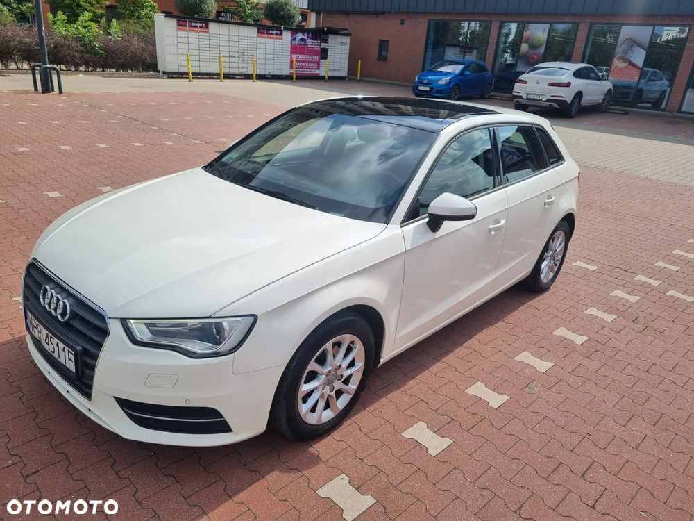 Audi A3 1.4 TFSI Ambition S tronic - 1
